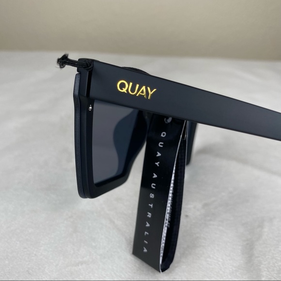 Quay Australia Hindsight Sunglasses - Picture 11 of 12